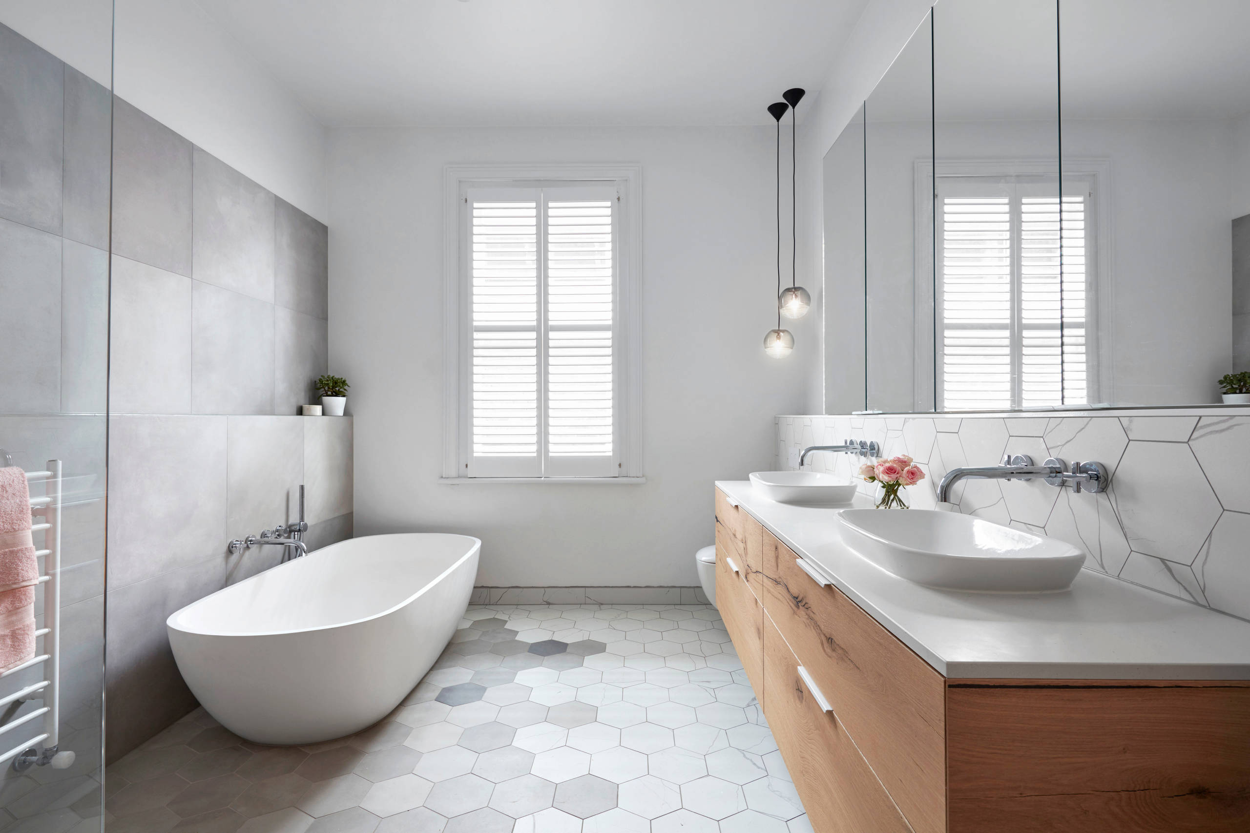 Bathroom remodeling in Tamarac, FL by Ribeiro Home Improvements